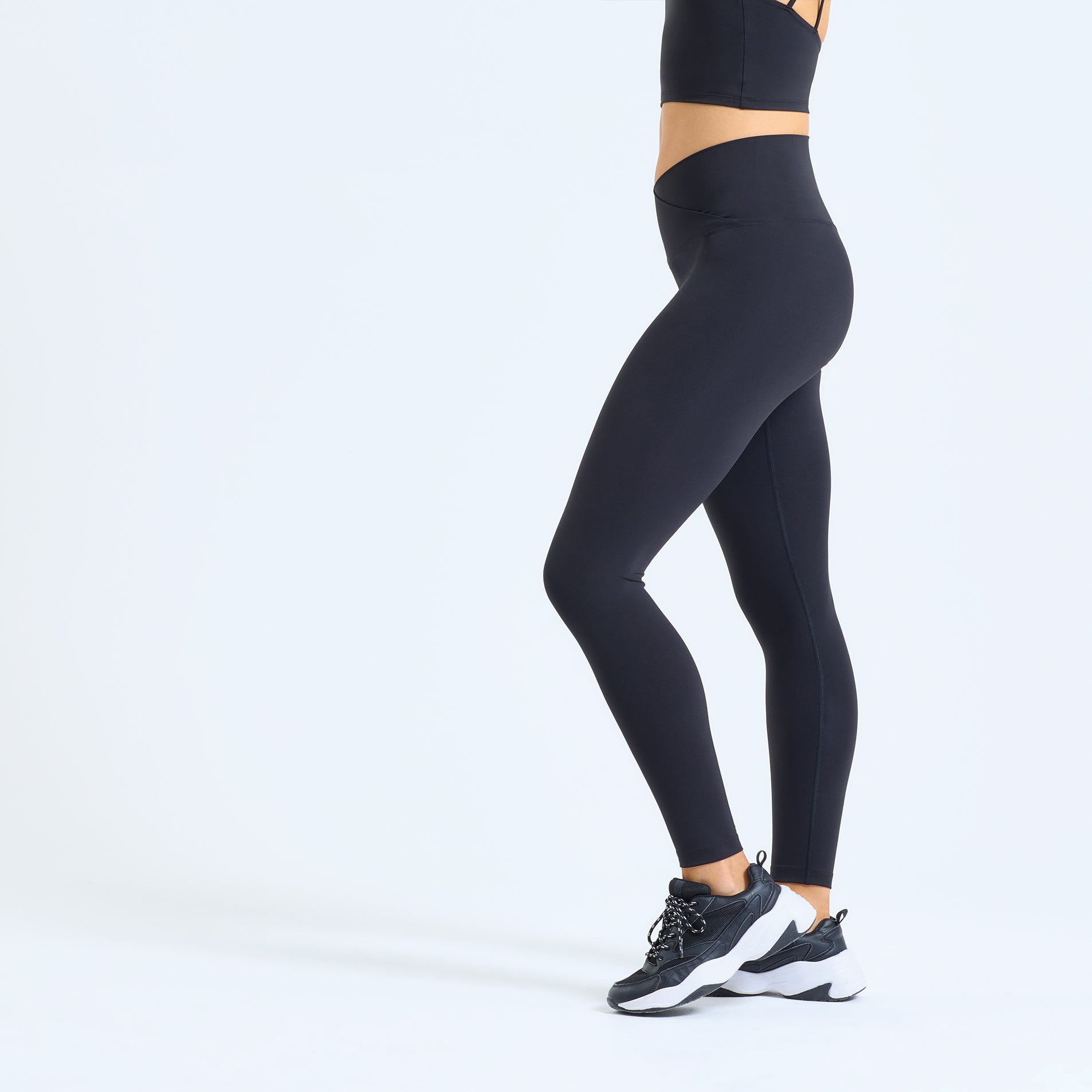 ARIADNE LUX RECYCLED LEGGINGS